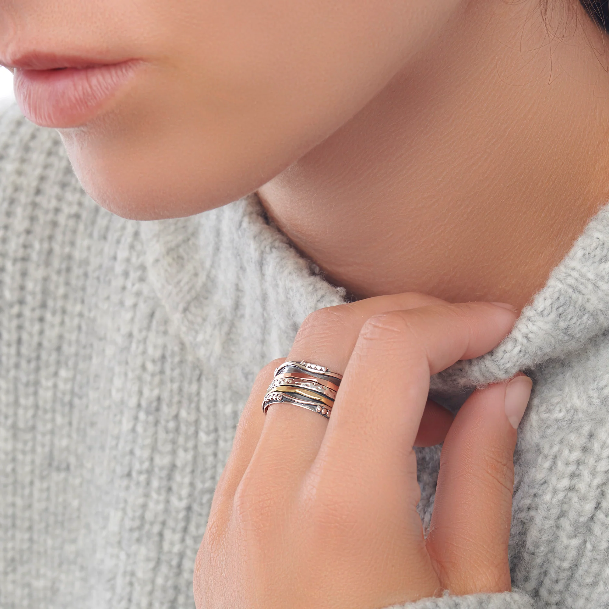 Bella Sunrise Spin Ring - Image 4