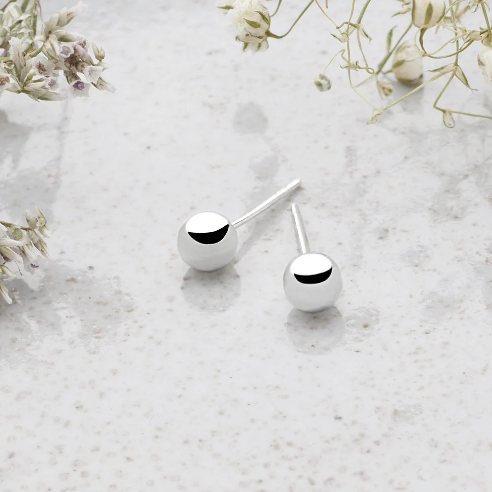 Classico Silver Studs - 5mm Medium - Image 3