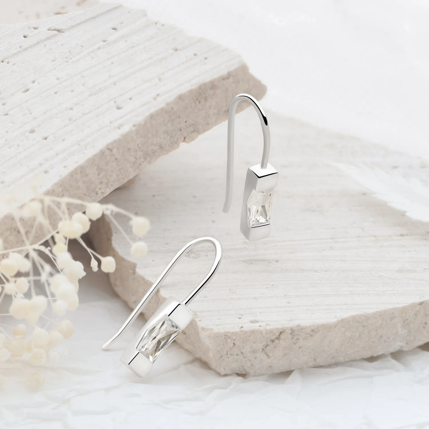 Luce Silver Earrings - Image 4