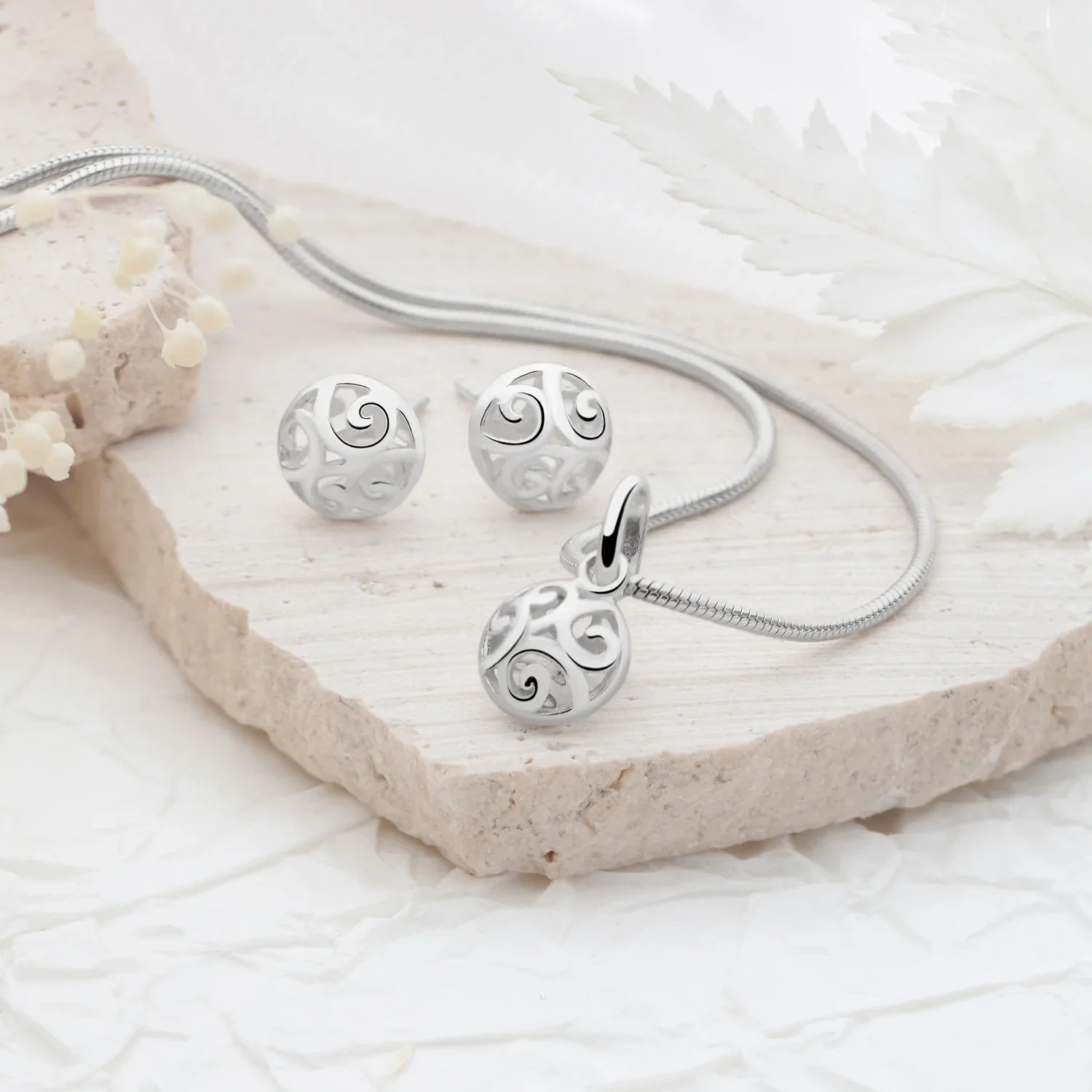 Rococo Silver Pendant - Image 5